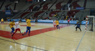 Brezilya'ya 5-2 yenildi
