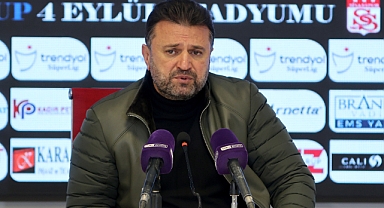 Bülent Uygun: Hakem oyuncularla sarmaş dolaş