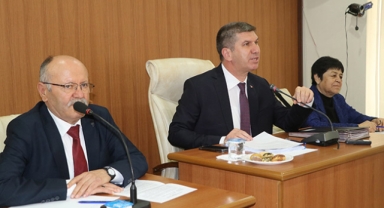 Burdur Belediyesi'nde son meclis