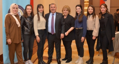 Çevik kadın personelle bir araya geldi
