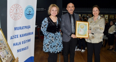 Geleneksel eserler sergisi