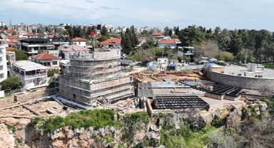 Hıdırlık Seyir Terası sürüyor