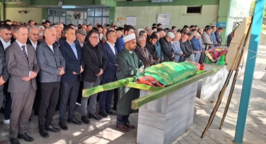 Kayan toprağın altında kalan harita teknisyeni öldü