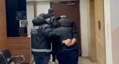 Kırmızı bültenle aranan 2 zanlı yakalandı