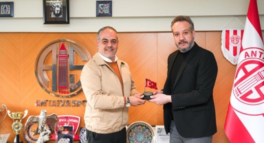 Manavoğlu'ndan Boztepe'ye ziyaret