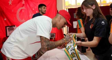 Okulda Alanyaspor rüzgarı esti