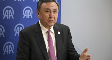 Ömüraliyev: Diploması Forumu çok önemli ve değerli