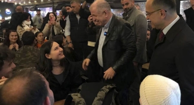 Özdağ, Isparta'da gençlerle buluştu