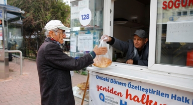 Ramazan pidesi Halk Ekmek büfelerinde
