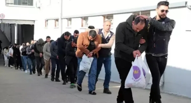 Sahte uygulamalardan 30 milyar TL'lik dolandırıcılık