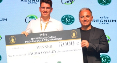 Şampiyon Jacob Oakley