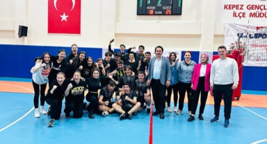 Şampiyon Muratpaşa Anadolu