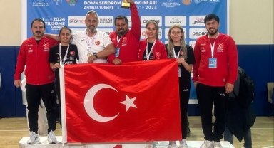Takım halinde dünya şampiyonu oldu