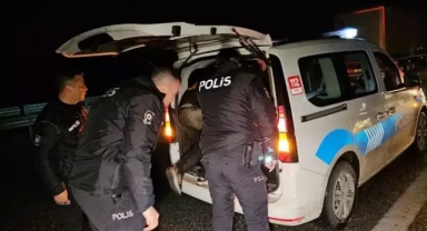 Ticari araçtan 6 kaçak göçmen çıktı