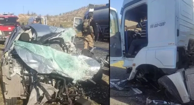 TIR ile otomobil çarpıştı: 1 ölü, 1 yaralı