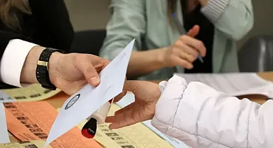 Türkiye genelinde oy verme işlemi sona erdi