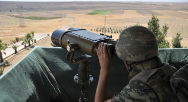Türkiye'ye girmeye çalışan PKK/PYD'li terörist yakalandı