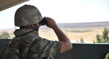 Türkiye'ye girmeye çalışıyorlardı: PKK'lı teröristler sınırda yakalandı