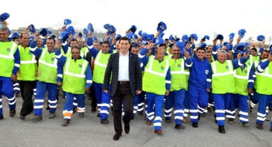 Tütüncü’den giderayak jest