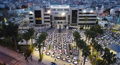 Tütüncü’den veda iftarı