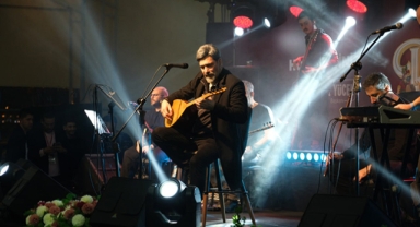 Uğur Işılak konserine yoğun ilgi