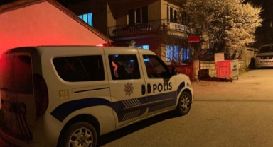 Üvey oğlu tarafından bıçaklandı