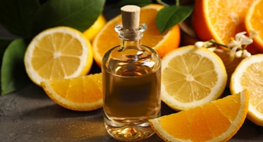 Uykunuzu düzenler: Neroli yağı