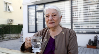 Yağmur suyu içerek büyüdü