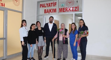 Yaşlıları ziyaret ettiler