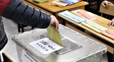 YSK duyurdu: İlk kez oy verecek kişi sayısı açıklandı!