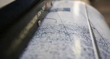 AFAD duyurdu: Ege Denizi'nde korkutan deprem