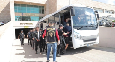 Aranan suçlular yakalandı