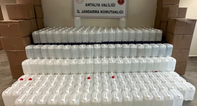 Depodan 3 ton kaçak alkol çıktı