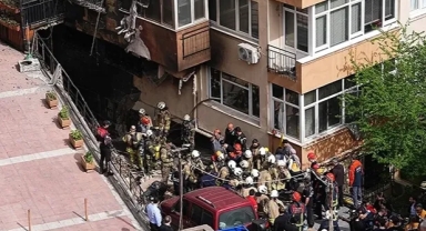 Eğlence merkezindeki yangında ölü sayısı yükseldi