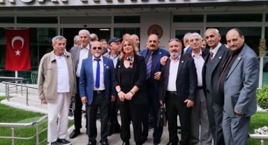 Emekliler parti kuruyor
