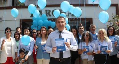 Farkındalık için gökyüzüne balon bıraktılar