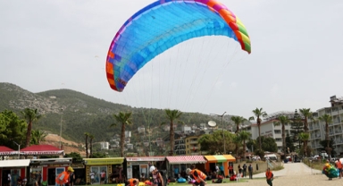 Gökyüzünde yarış başladı