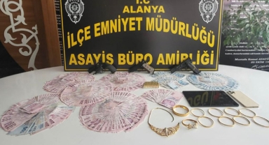 Hırsızın evinden çıkanlar pes dedirtti