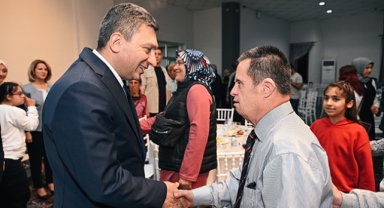İftarı Manavgatlılarla yaptı