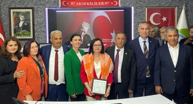 İlkay Akca görevi devraldı