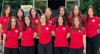 Kadın Su Topu Niğde’de beşinci