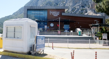 Kaza sonrası teleferik girişi kapandı