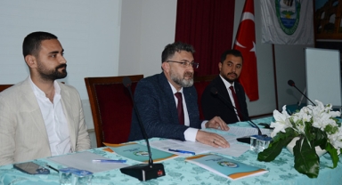 Kumbul'dan ilk meclis toplantısı