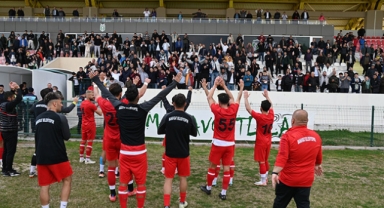 Manavgat farklı kazandı: 4-0