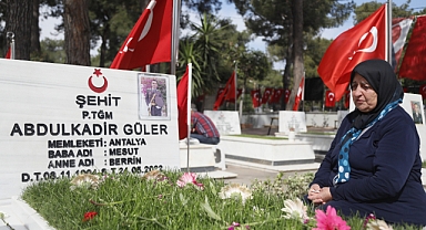 Mezarlıklarda hüzünlü bayram arifesi