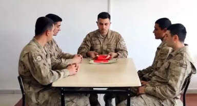 Öğrencilerden Mehmetçiğe bayram mektubu
