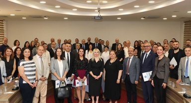 Öğretim üyeleri ödüllerini aldı!