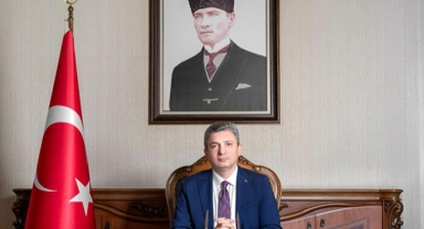 Şahin'den 23 Nisan kutlaması
