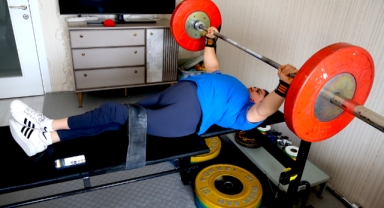 Sibel'in hedefi olimpiyat madalyası