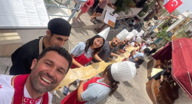 19 Mayıs için 19 metre erişte